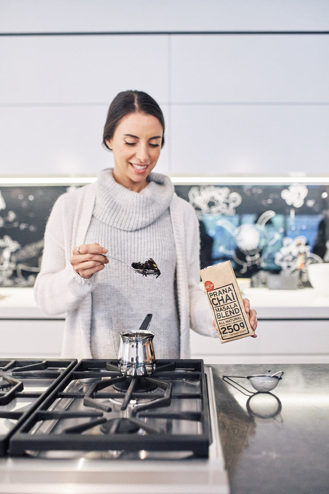 Prana Chai Turkish Teapot & Strainer
